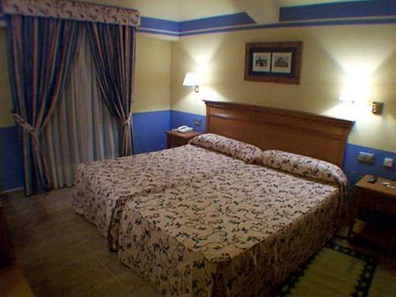 La Sierra Hotel อันเตเกรา ห้อง รูปภาพ