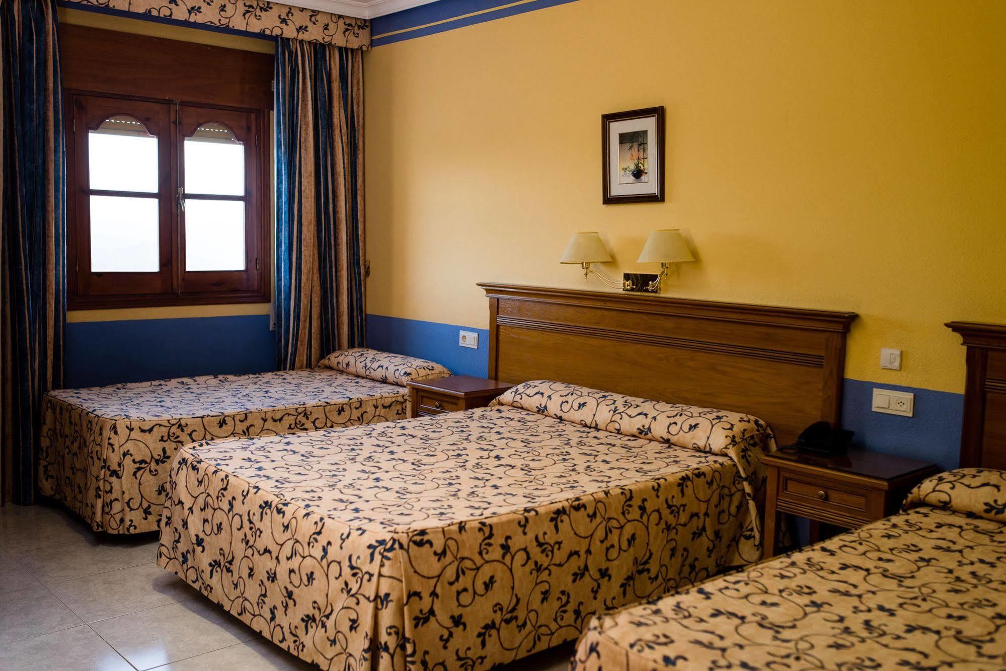 La Sierra Hotel อันเตเกรา ภายนอก รูปภาพ