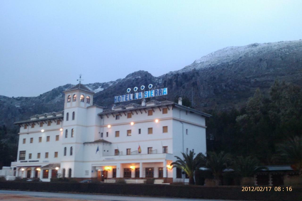 La Sierra Hotel อันเตเกรา ภายนอก รูปภาพ