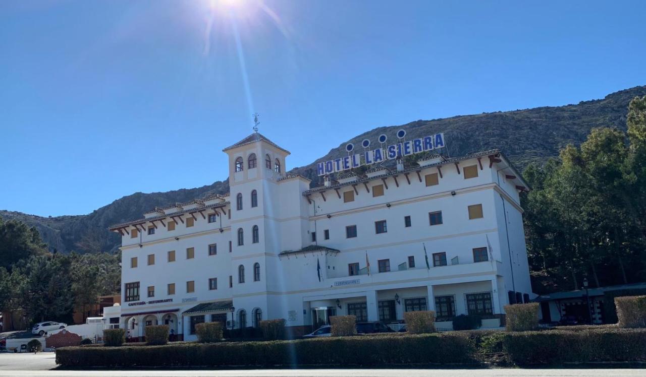 La Sierra Hotel อันเตเกรา ภายนอก รูปภาพ